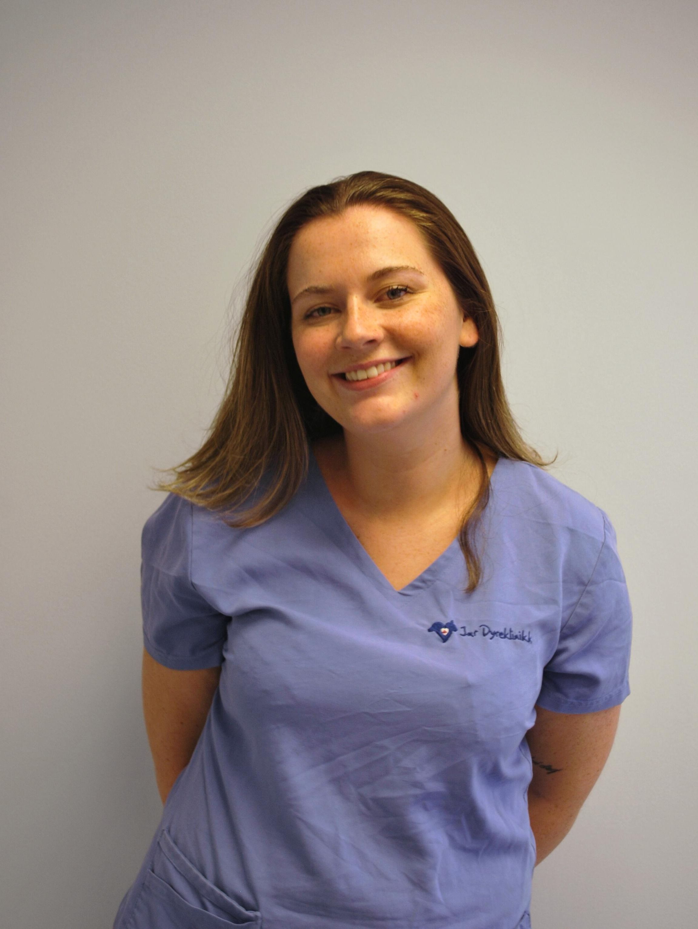 Bilde av ansatt ved veterinærklinikk