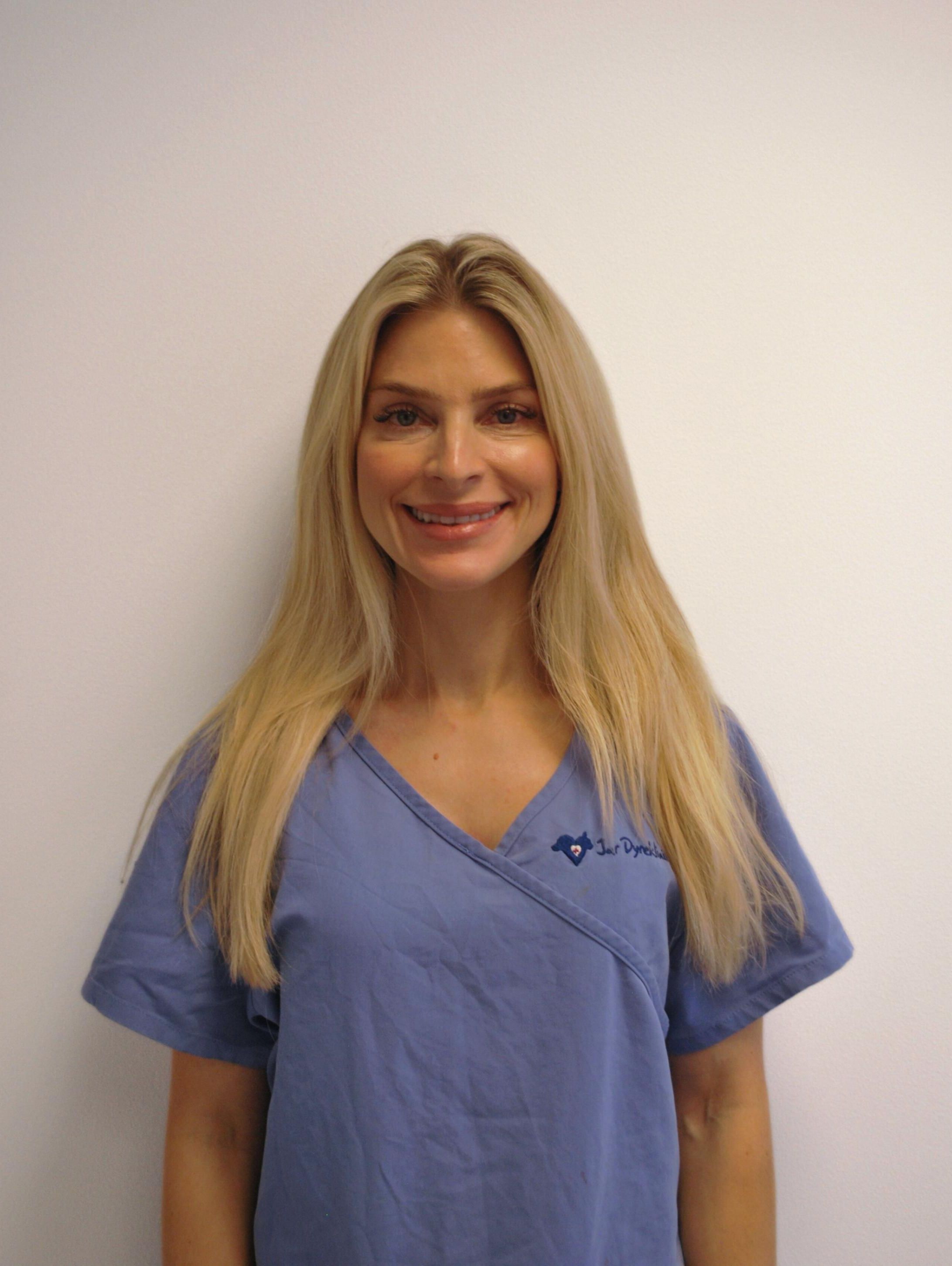 Bilde av ansatt ved veterinærklinikk